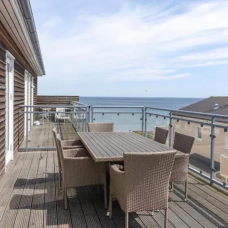 2 Bedroom Lovely In *