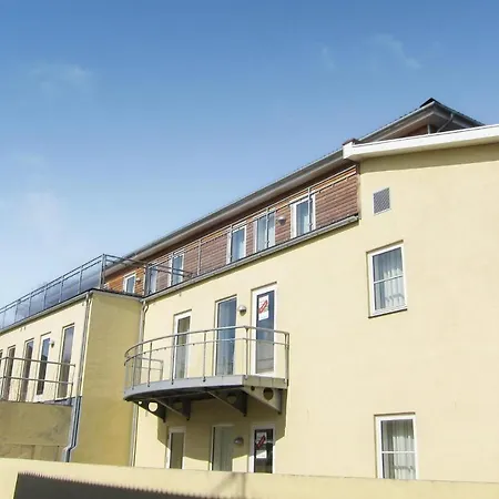 Apartamento 2 Bedroom Lovely In Allinge-Sandvig