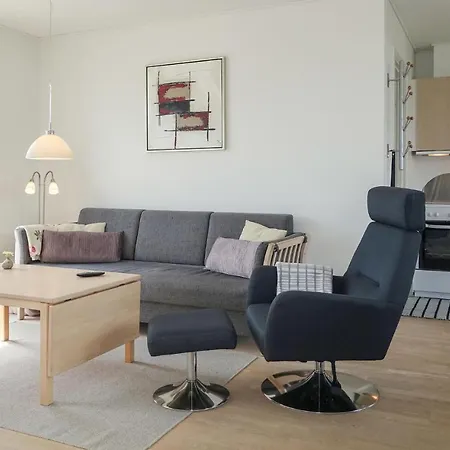 2 Bedroom Lovely In Allinge-Sandvig